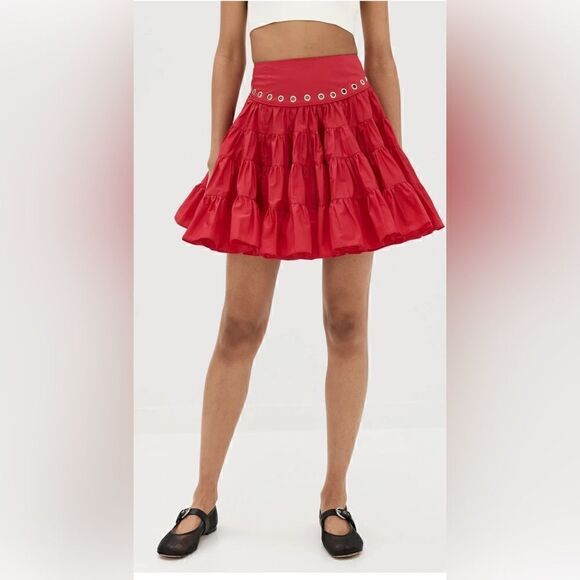 Skirt Revival! Here’s some inspiration for styling skirts. - Picture 12 of 16